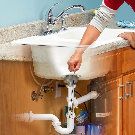 Signs of water line leak in Ashburn